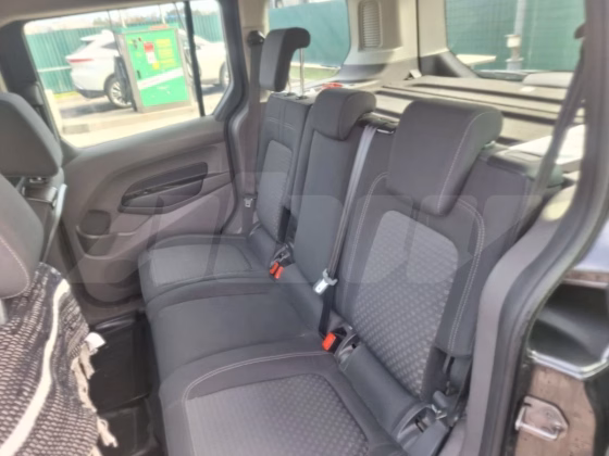 Ford Tourneo Connect (11)