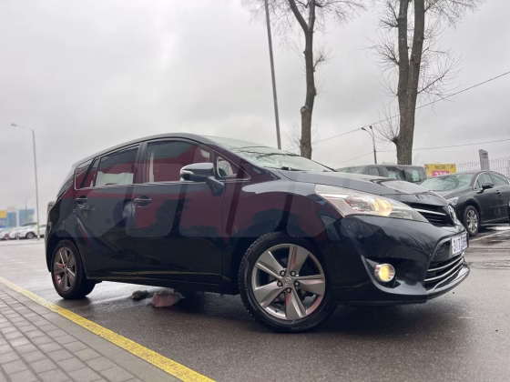 Toyota Verso (7)