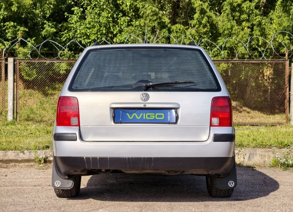 Volkswagen Passat (5)