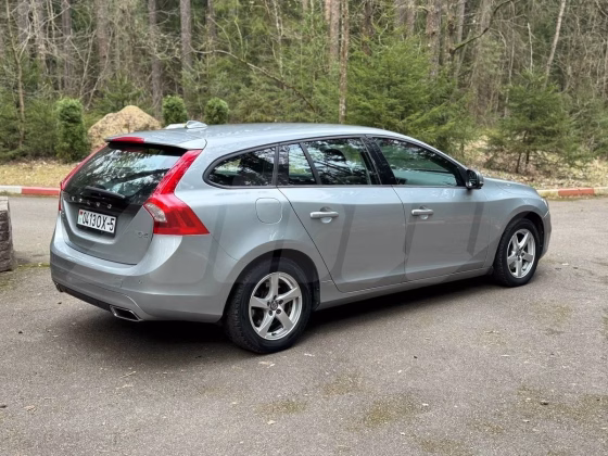 Volvo V60 (7)