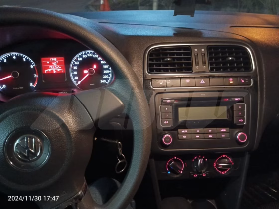 Volkswagen Polo (8)