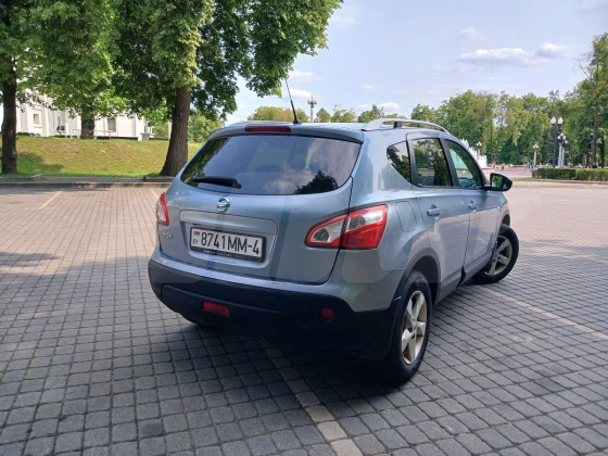 Nissan Qashqai (2)