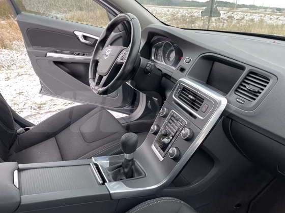 Volvo V60 (14)