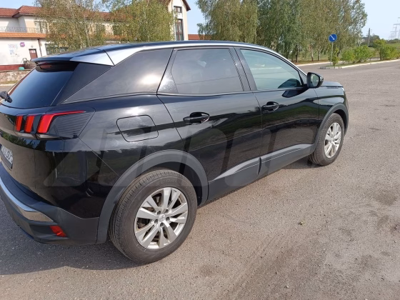 Peugeot 3008 (1)