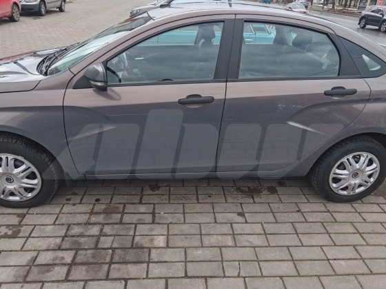 Lada Vesta (8)