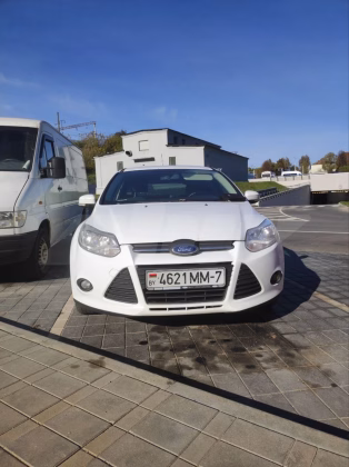 Ford Focus (4)