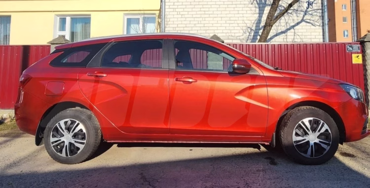 Lada Vesta (9)