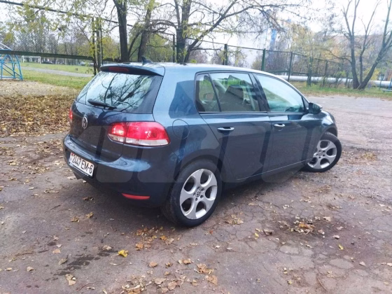 Volkswagen Golf (7)
