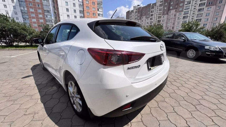 Mazda 3 (1)