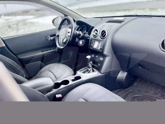 Nissan Qashqai+2 (3)