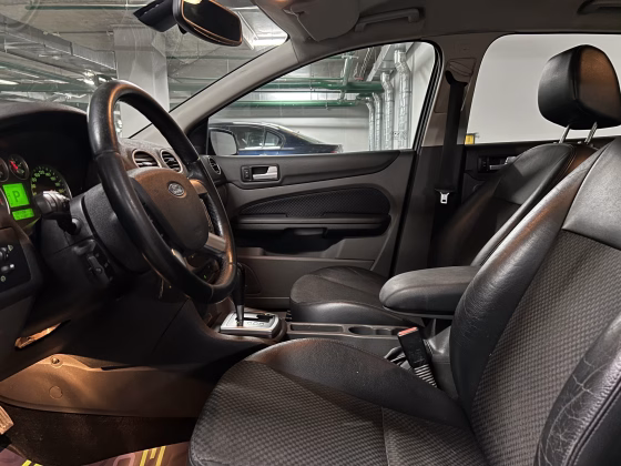 Ford Focus (9)