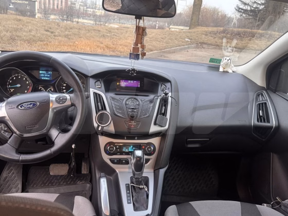 Ford Focus (9)