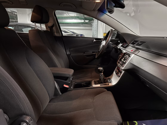 Volkswagen Passat (12)