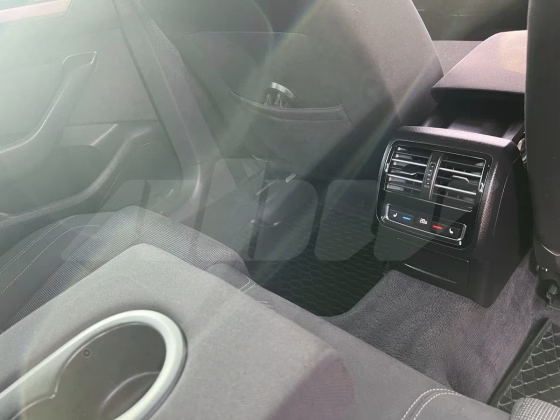 Volkswagen Passat (10)