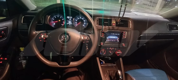 Volkswagen Jetta (17)