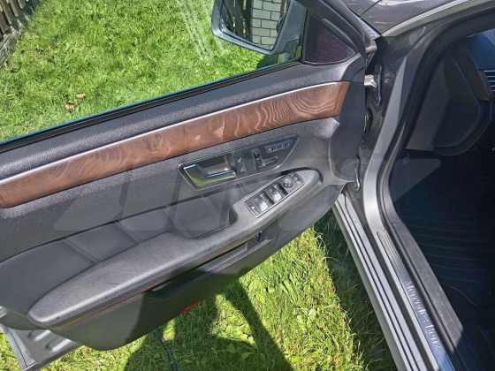 Mercedes-Benz E 350 (3)