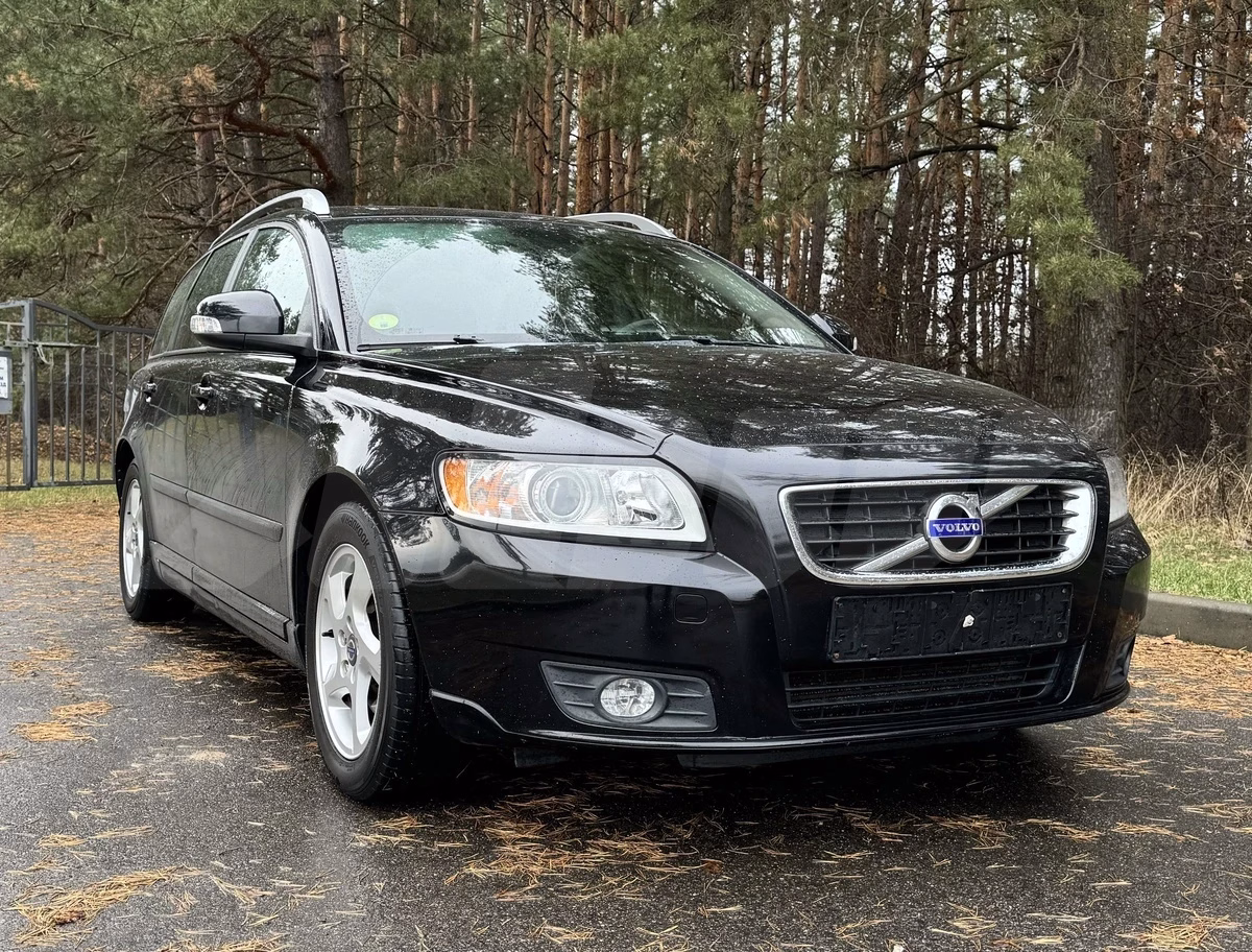 Volvo V50