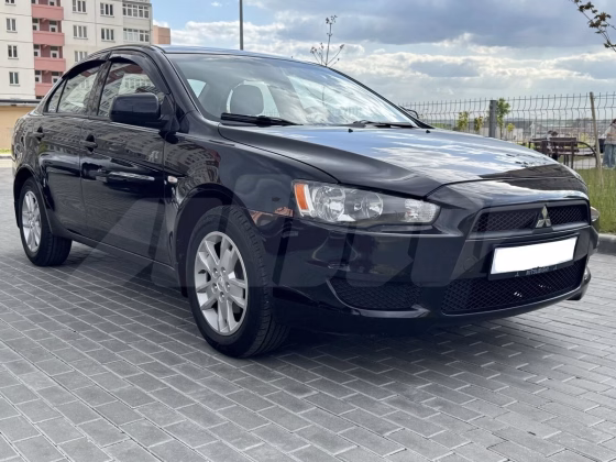 Mitsubishi Lancer (22)