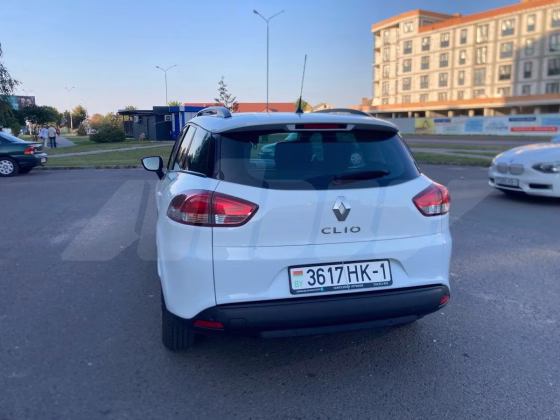 Renault Clio (2)
