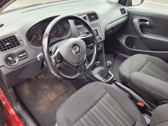 Volkswagen Polo (6)