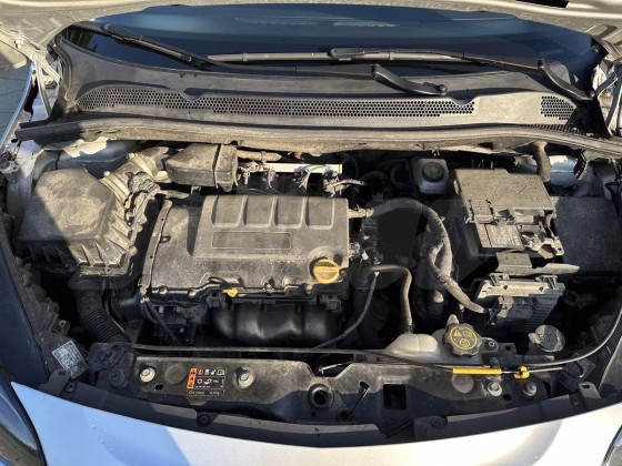 Opel Corsa (19)